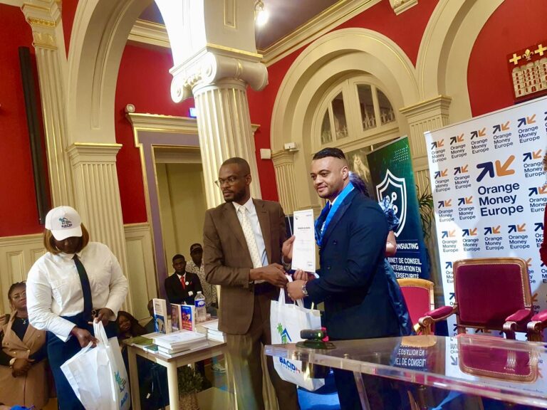 f0e09f70-6c39-4281-b819-f48570945e47